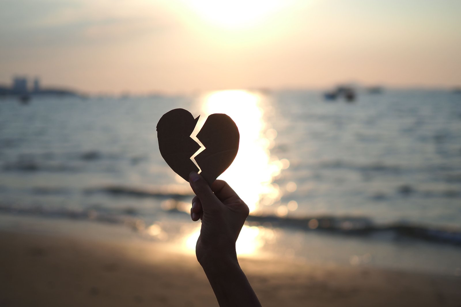 另一半在大陸出差「加班」？跨境調查揭開真相的全過程